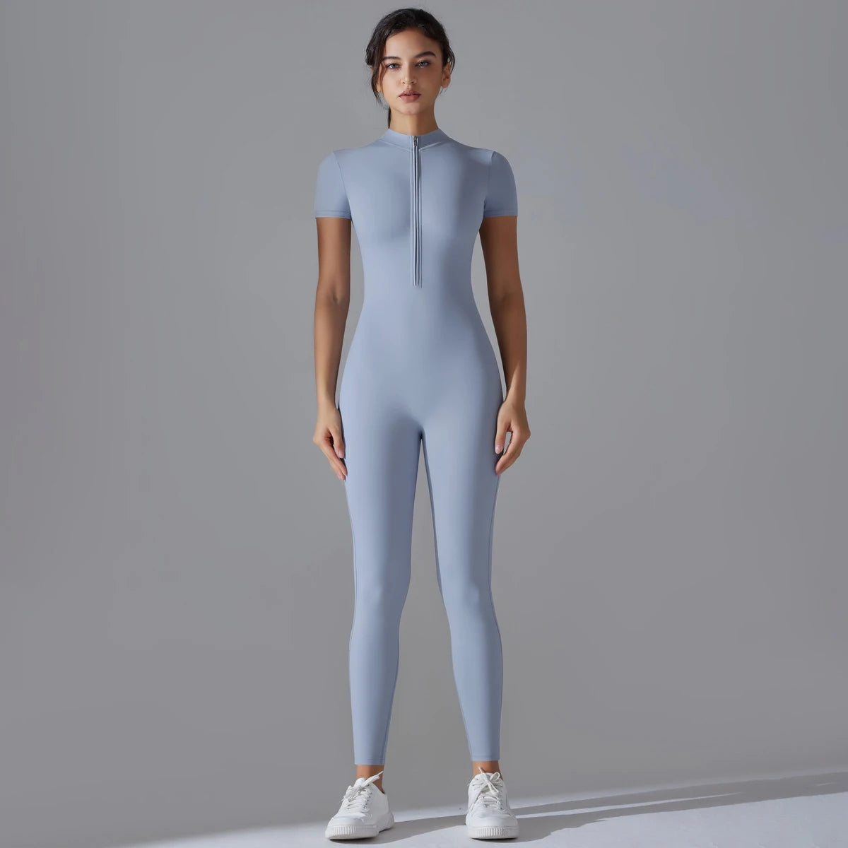 Combinaison Fitness Léa – Jumpsuit Respirant à Manches Courtes et Fermeture Éclair