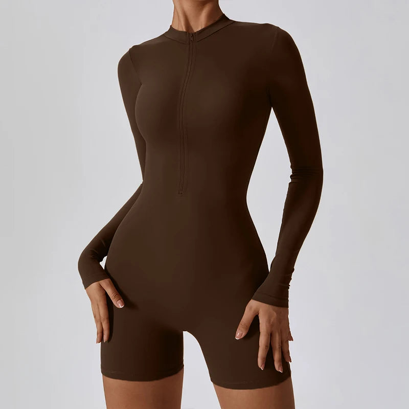 Combinaison Fitness Clara – Jumpsuit Court avec Fermeture Éclair