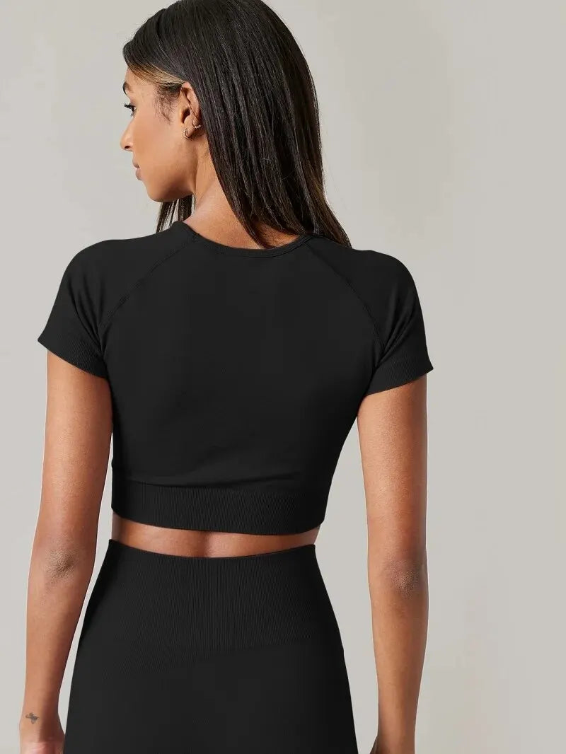 T-shirt Fitness Eva – Haut de Sport Sans Coutures à Manches Courtes
