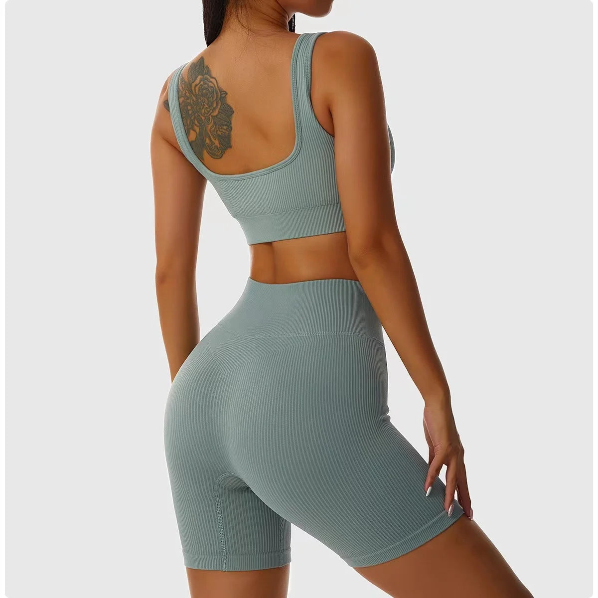 Ensemble Fitness Chloé – Brassière et Short Sans Coutures Côtelés