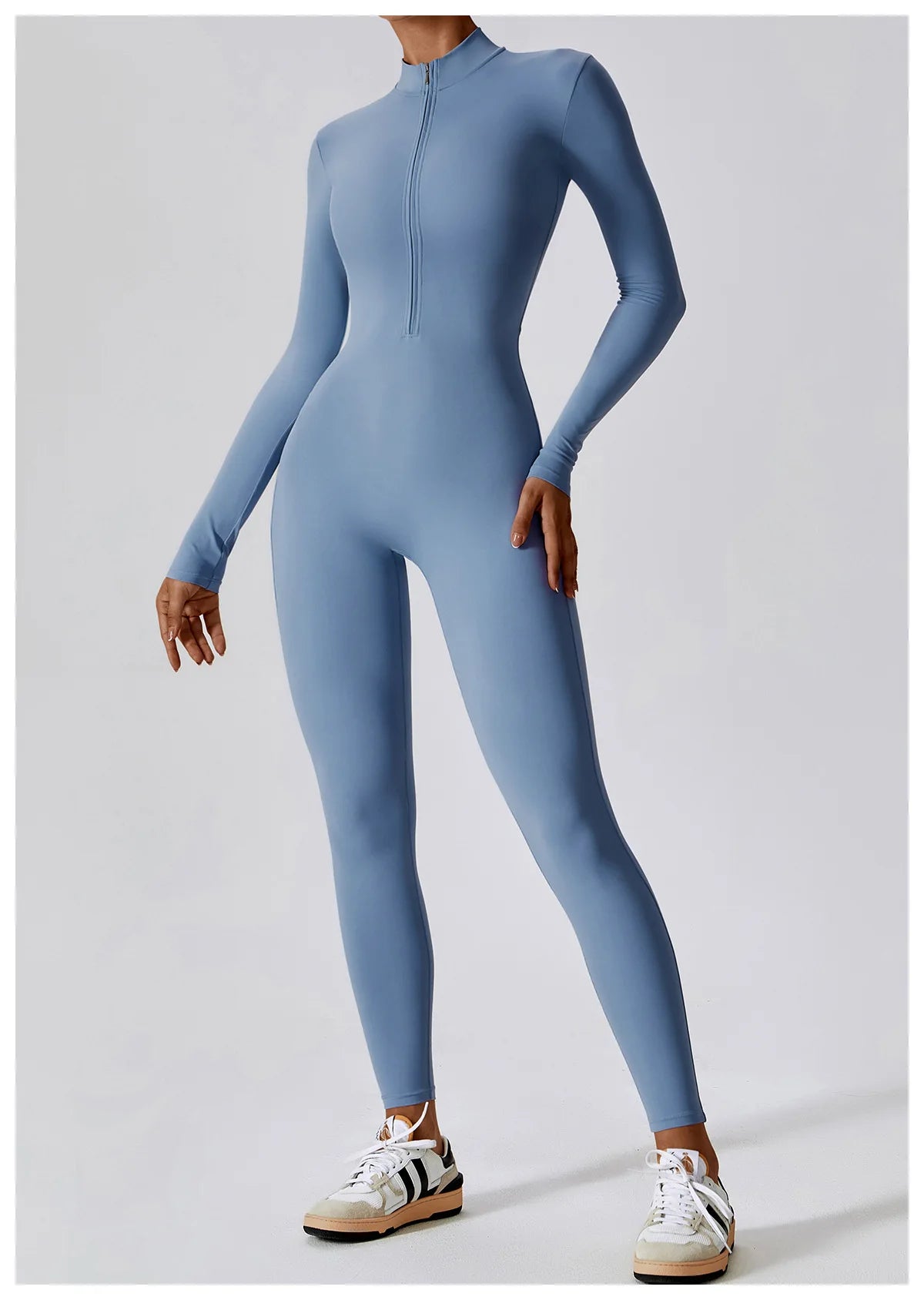 Combinaison Fitness Clara – Jumpsuit Court avec Fermeture Éclair